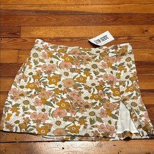 12th Tribe Floral Retro print Women's Skirt Large NWT